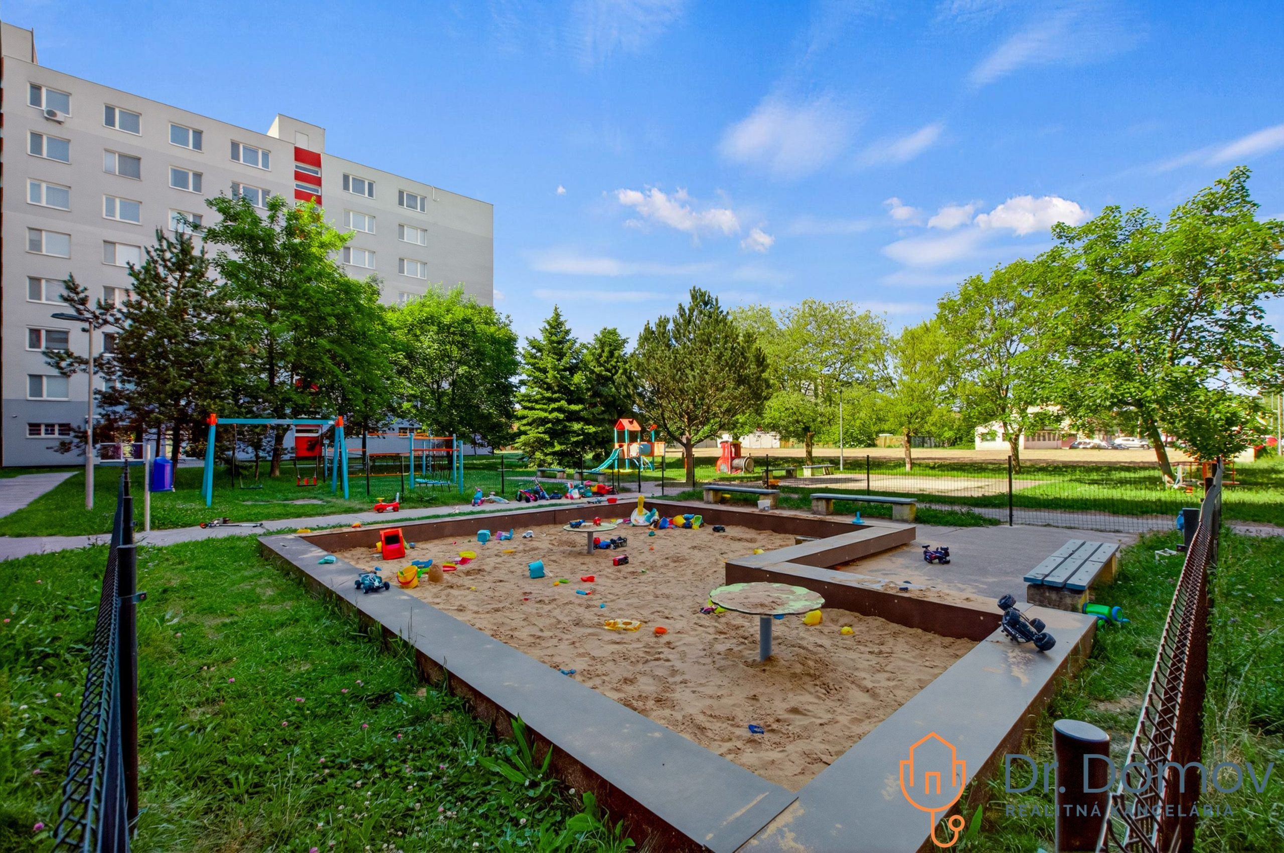 NA PRENÁJOM ZARIADENÝ 2-IZBOVÝ BYT, KOMPLETNÁ REKONŠTRUKCIA, VŔBOVÁ ULICA, BRATISLAVA - VRAKUŇA – Obrázok 16
