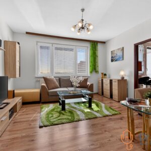 PRENAJATÉ! ZARIADENÝ 2-IZBOVÝ BYT, KOMPLETNÁ REKONŠTRUKCIA, VŔBOVÁ ULICA, BRATISLAVA - VRAKUŇA