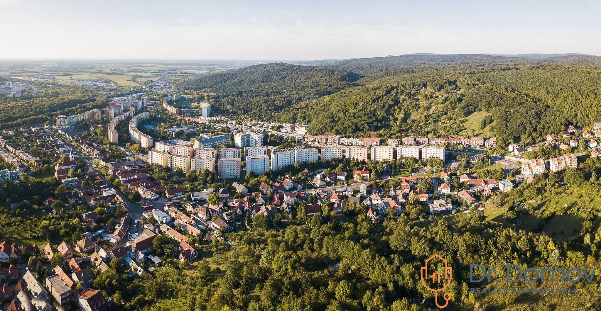 NA PREDAJ DIZAJNOVÝ A MODERNÝ VEĽKÝ 3-IZBOVÝ BYT, NOVÁ PRECÍZNA KOMPLETNÁ REK., LAMAČ – Obrázok 8
