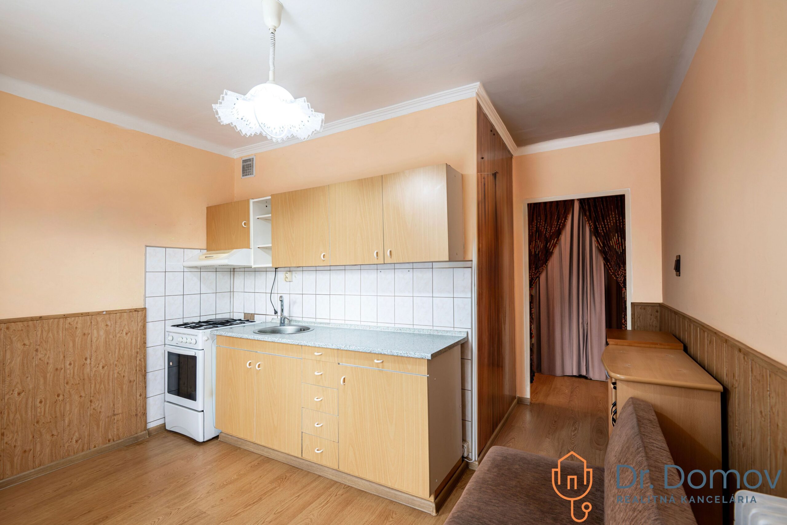 ZNÍŽENÁ CENA!!!! PREDAJ 3 IZBOVÝ BYT HANDLOVÁ – Obrázok 9